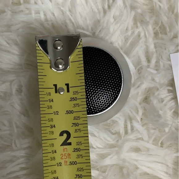 New wireless mini speaker, Silver - Picture 4 of 11